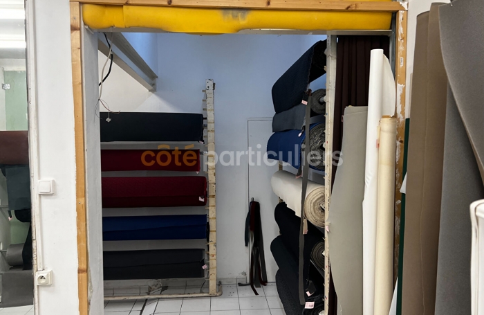 Vente Local commercial 96.39m&sup2; 2 pi&egrave;ces Pointe-&agrave;-Pitre