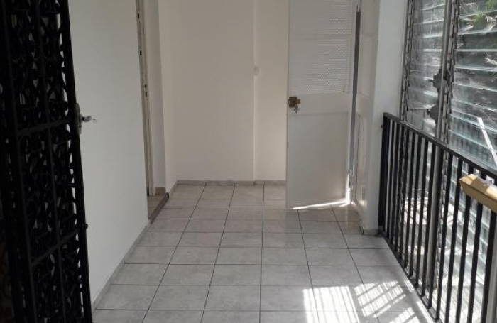 Location Maison 65m&sup2; 3 pièces Gosier