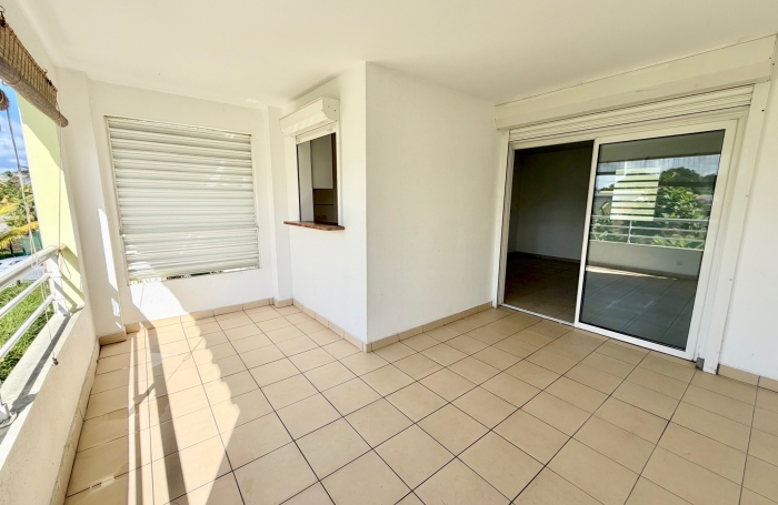 EN EXCLUSIVIT&Eacute;   Appartement T2 avec piscine dans r&eacute;sidence s&eacute;curis&eacute;e