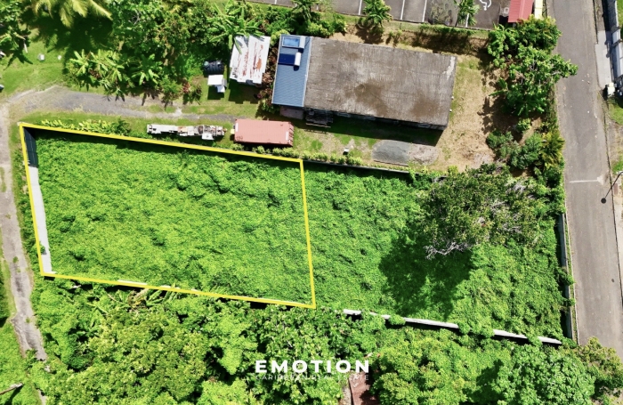 Terrain 500 m2 Mont&eacute;bello, Petit-Bourg &mdash; Nouveau mandat