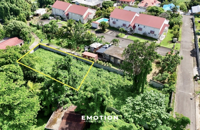 Terrain 500 m2 Mont&eacute;bello, Petit-Bourg &mdash; Nouveau mandat