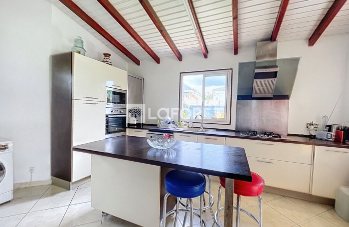 Vente Maison 102m&sup2; 4 pi&egrave;ces Sainte Rose