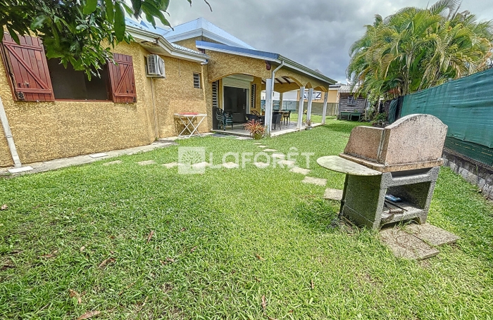 Vente Maison 102m&sup2; 4 pi&egrave;ces Sainte Rose