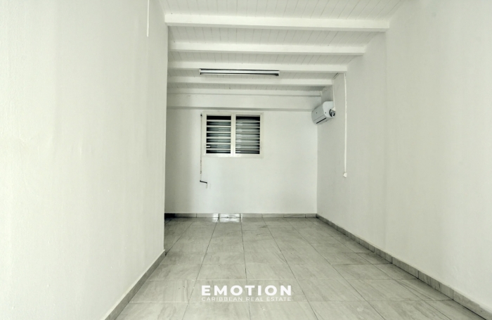 Maison Mitoyenne de 136 m2 - CAPESTERRE BELLE EAU