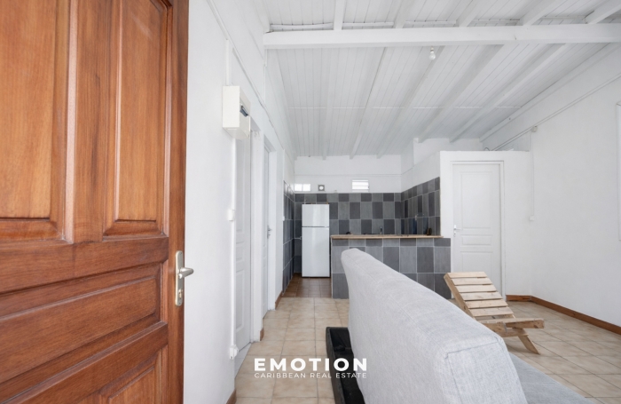 ENSEMBLE IMMOBILIER   2 MAISONS LOU&Eacute;ES   75,25 m2 BASSE-TERRE Nouveau mandat exclusif