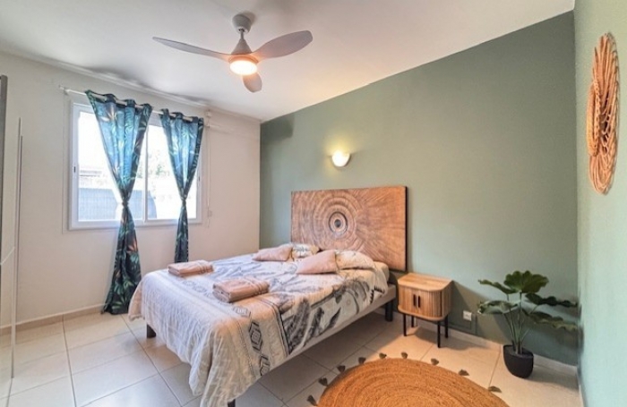 Six pi&egrave;ces avec piscine ! Avec votre agence Longfort Immobilier