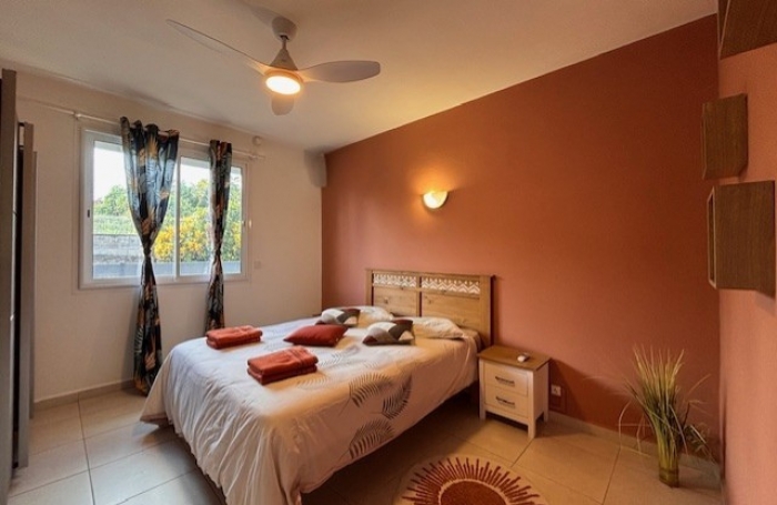 Six pi&egrave;ces avec piscine ! Avec votre agence Longfort Immobilier