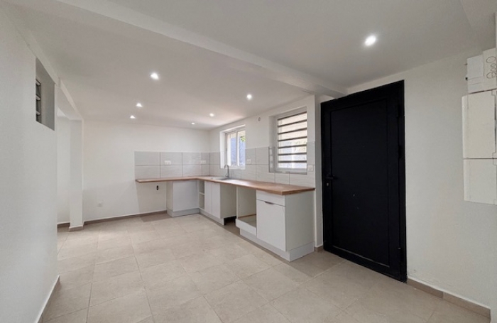 Cinq pi&egrave;ces moderne ! Avec votre agence Longfort Immobilier