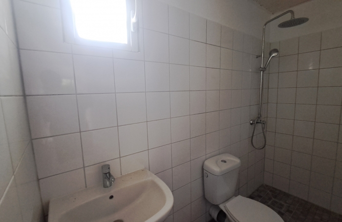 T2 meubl&eacute; pour &eacute;tudiant avec terrasse et jardinet, proche universit&eacute; et nature