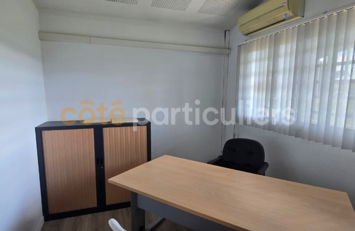 Vente Local commercial 43m&sup2; Les Abymes