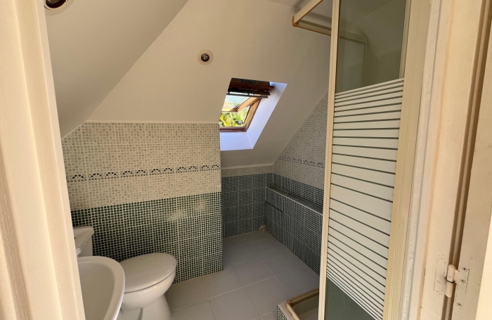 Trois-Rivi&egrave;res , dans un lotissement calme avec vue sur Les Saintes, Villa T5 avec terrasse