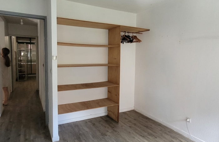 POINTE A PITRE - CENTRE - SPACIEUX APPARTEMENT TYPE 5