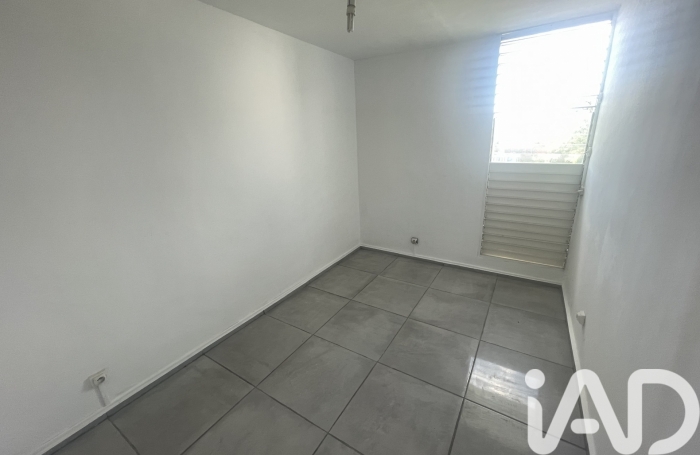 Location Appartement 65m&sup2; 4 pièces Les Abymes
