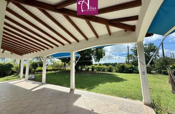 MAISON MEUBL&Eacute;E GRAND JARDIN CLOTUR&Eacute; ST ANNE/MOULE