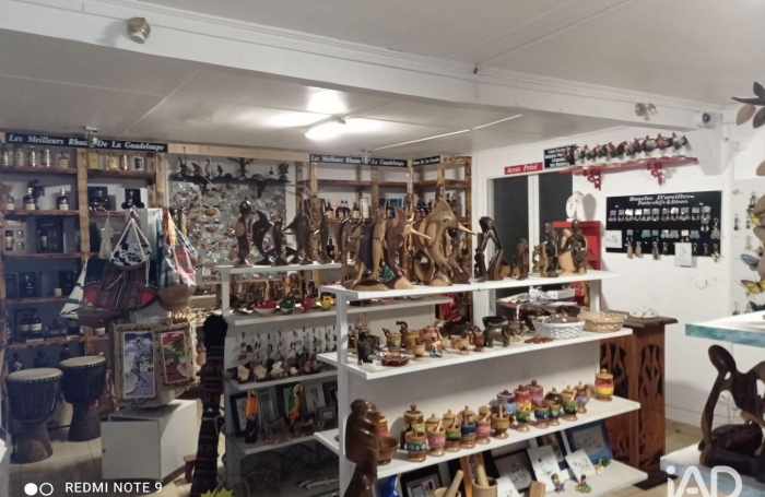 Vente Local commercial 311m&sup2; Pointe-Noire