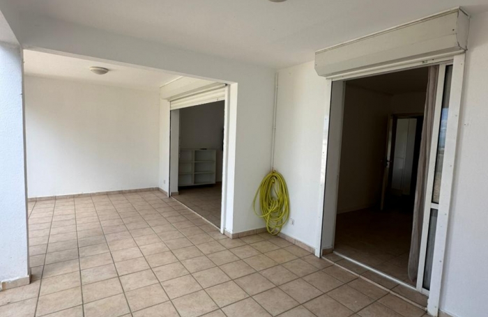 Magnifique T3 meubl&eacute; avec jardin et box privatifs