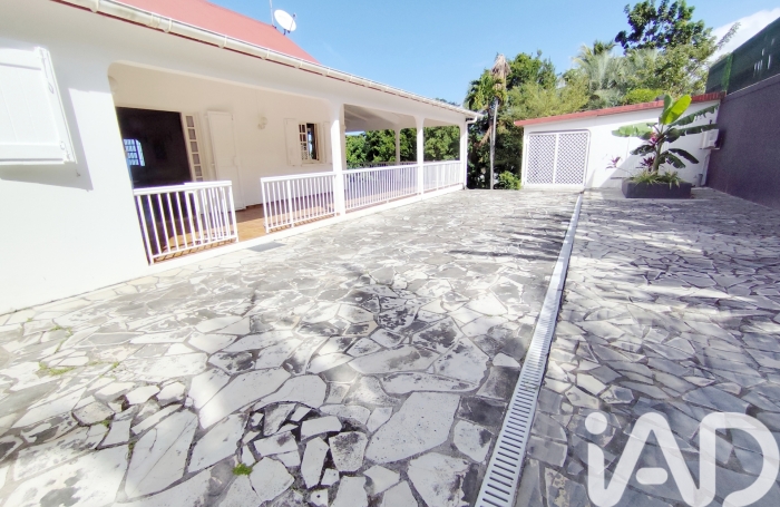 Vente Maison 170m&sup2; 6 pièces Bouillante