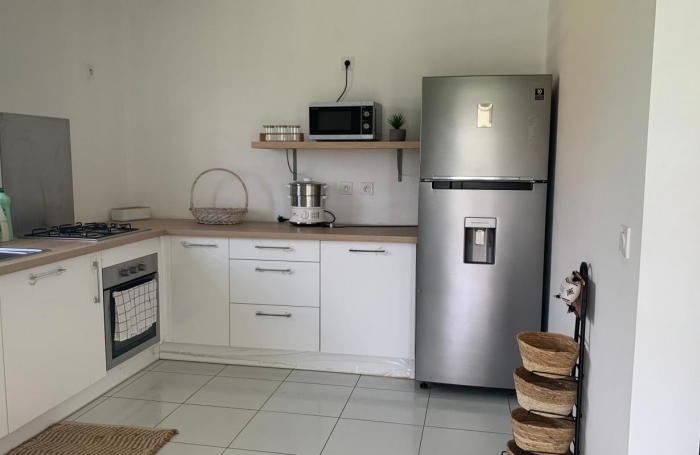 Location Maison 86.05m&sup2; 3 pièces Sainte Rose