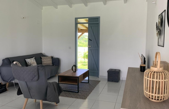 Location Maison 86.05m&sup2; 3 pièces Sainte Rose