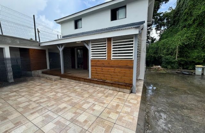 Location Appartement 60m&sup2; 3 pièces Sainte Anne