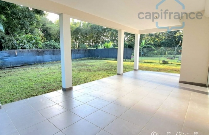 Vente Maison 111m&sup2; 4 pièces Lamentin