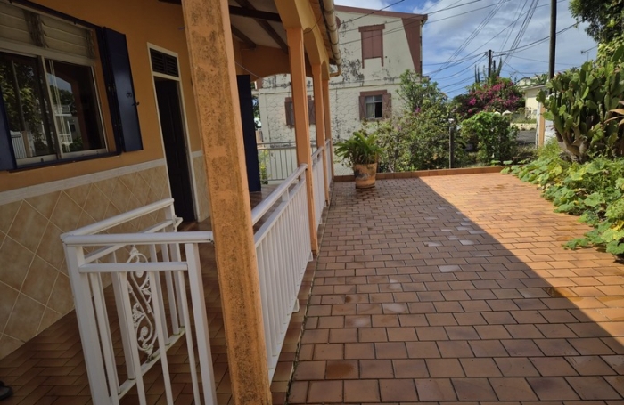 Vente Maison 72m&sup2; 3 pièces Gourbeyre