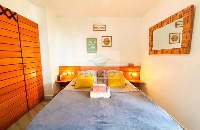 Appartement meubl&eacute; T3 Front de mer 64m2 piscine