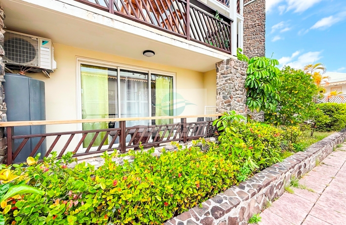 Appartement meubl&eacute; T3 Front de mer 64m2 piscine