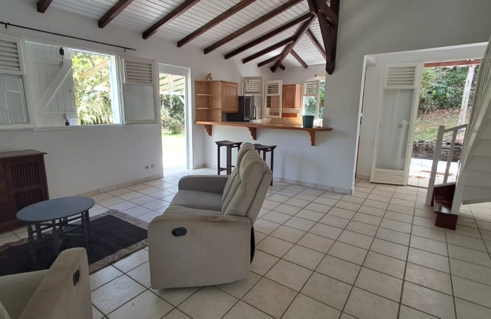 Magnifique maison T4 meubl&eacute;e avec jardin   Secteur pris&eacute; de Pigeon &agrave; Bouillante