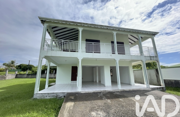 Vente Divers 117m&sup2; 5 pièces Petit-Canal