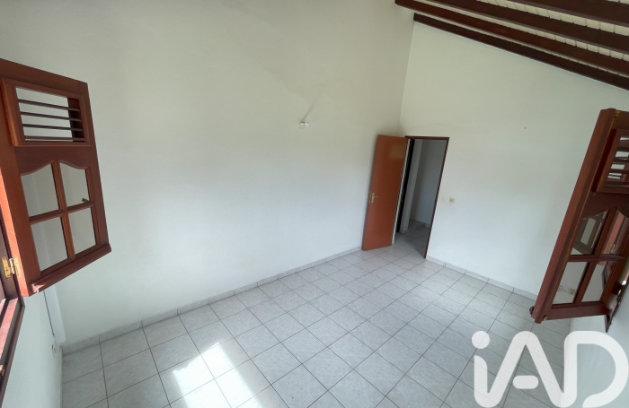 Vente Divers 117m&sup2; 5 pièces Petit-Canal