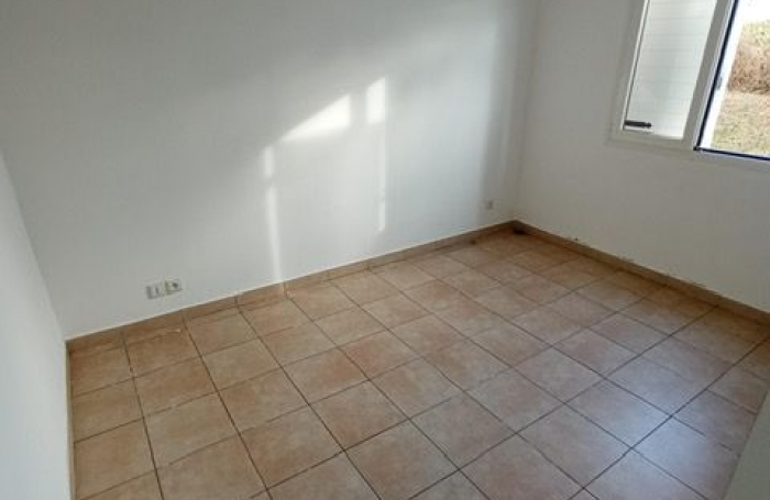 Vente Appartement 65.64m&sup2; 3 pièces Baie Mahault