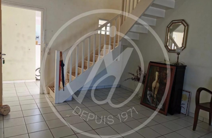Location Appartement 120.55m&sup2; 4 pièces Pointe-&agrave;-Pitre