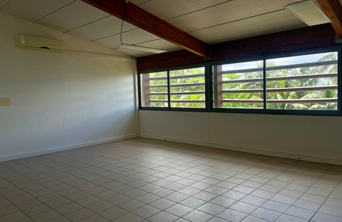 Vente Bureaux 162m&sup2; Capesterre Belle Eau