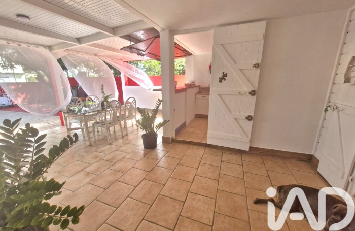 Vente Maison 110m&sup2; 3 pièces Sainte Rose