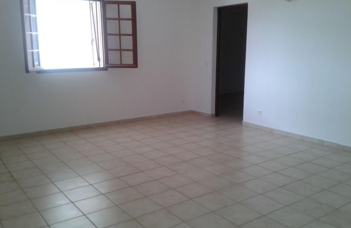 Location Maison 104.11m&sup2; 5 pièces Saint Claude