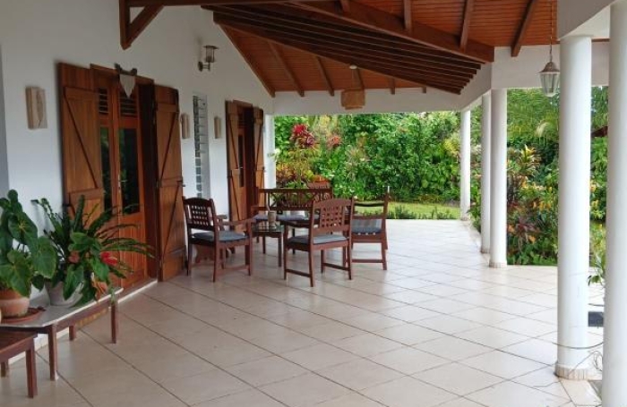 Vente Maison 82.4m&sup2; 3 pièces Sainte Rose