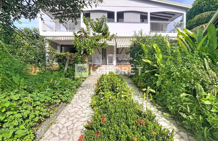 Vente Maison 335m&sup2; 12 pi&egrave;ces Morne &agrave; l'eau