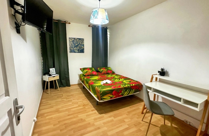 Appartement 3 pi&egrave;ces d'environ 55 m2 meubl&eacute; &eacute;quip&eacute; lou&eacute; &agrave; Dugazon ABYMES