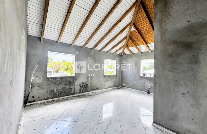 Vente Maison 150m&sup2; 7 pi&egrave;ces Le Moule