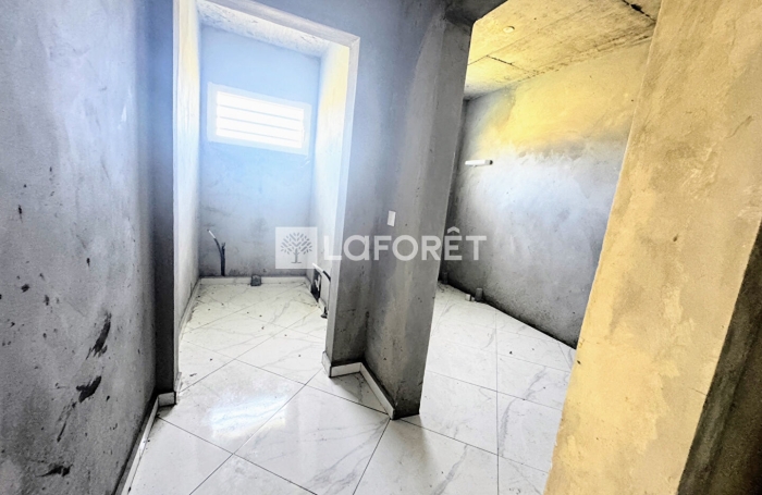 Vente Maison 150m&sup2; 7 pi&egrave;ces Le Moule