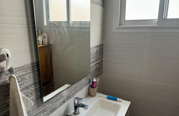 SAINT CLAUDE - Lot de 2 appartement T3 - Id&eacute;al investisseur