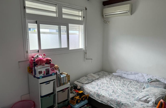 SAINT CLAUDE - Lot de 2 appartement T3 - Id&eacute;al investisseur