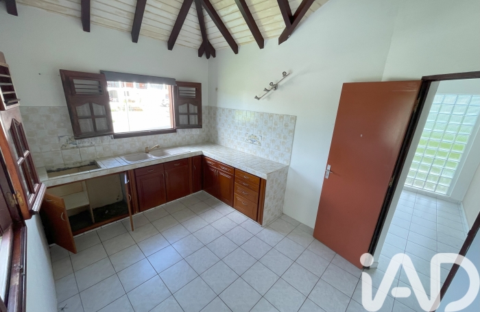 Vente Divers 117m&sup2; 5 pièces Petit-Canal