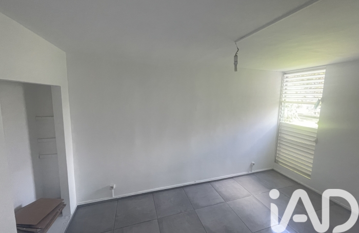Location Appartement 65m&sup2; 4 pièces Les Abymes