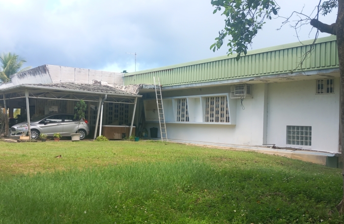 LES ABYMES - BESSON : PROPRIETE DE 7962 m2