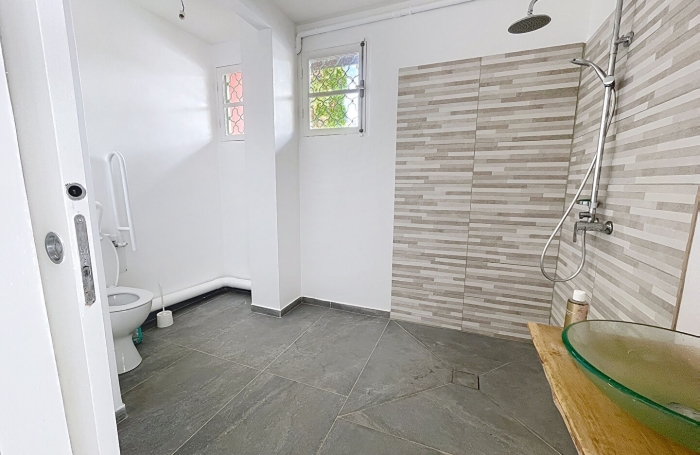 Location Bureaux 14m&sup2; Baie Mahault