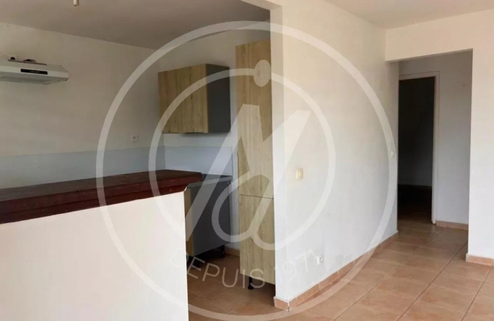 Vente Appartement 136m&sup2; 3 pièces Gosier