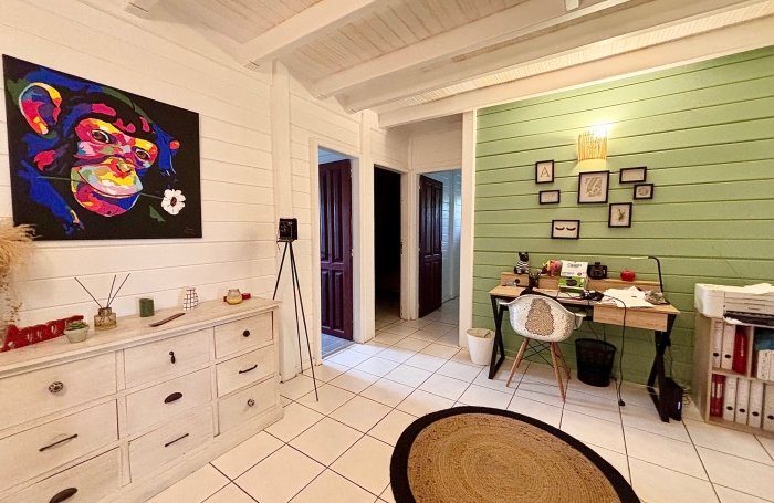 Maison 4 pi&egrave;ces + Mezzanine - Petit-bourg