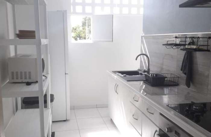 Location Appartement 80m&sup2; 3 pièces Les Abymes